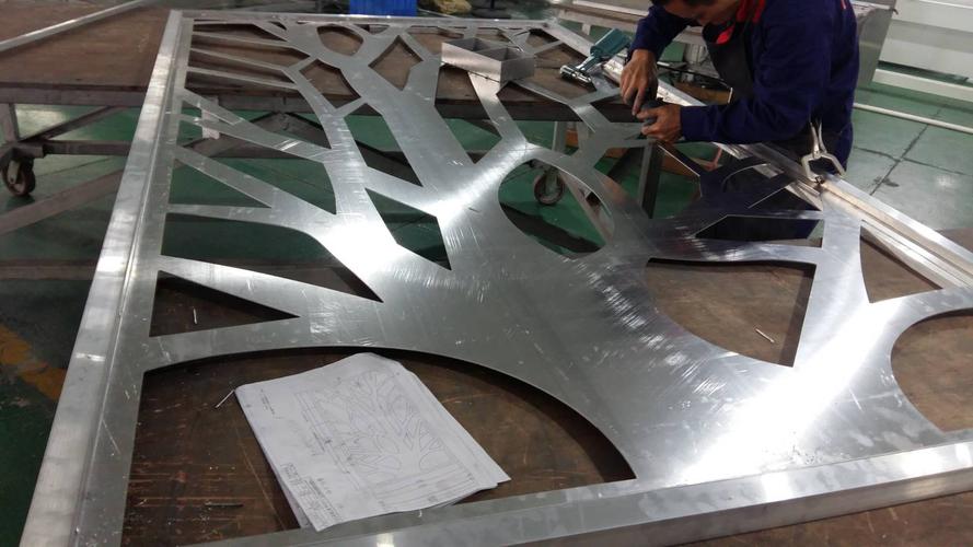 采购雕花铝单板就选广东德普龙建材